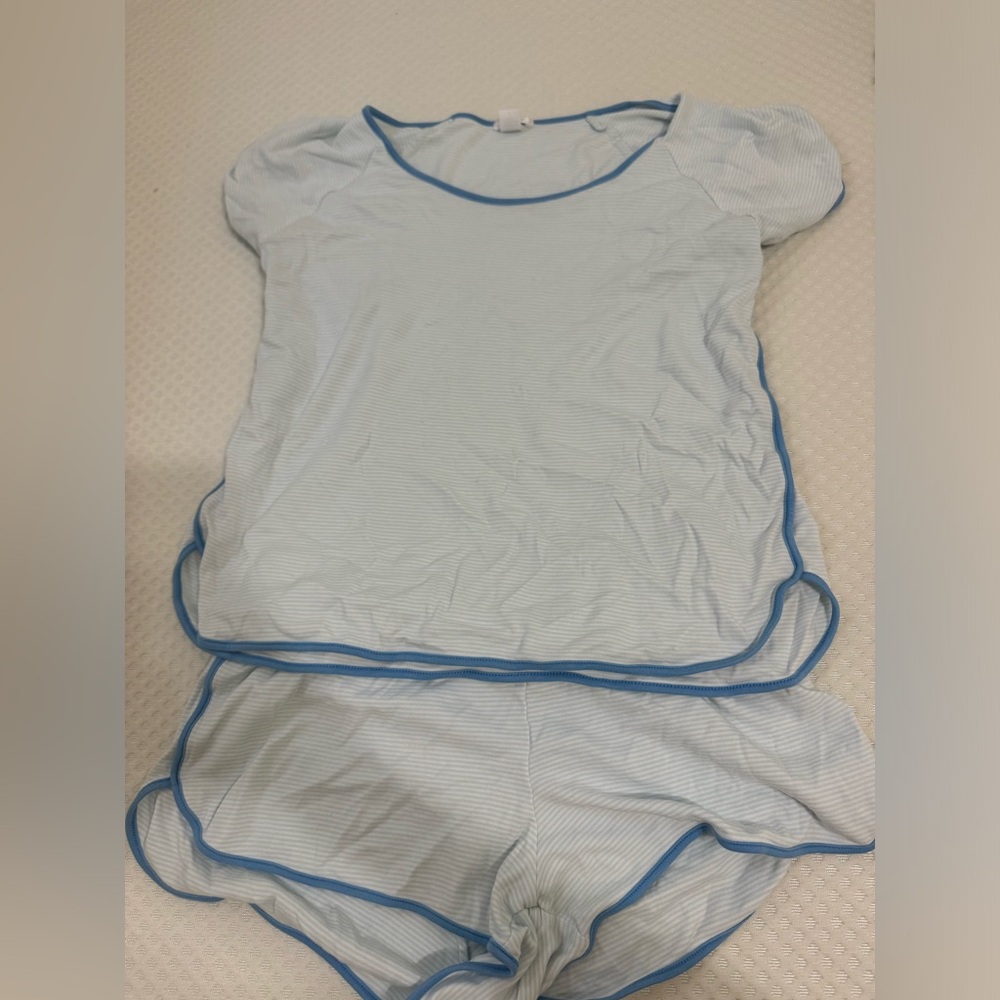LAKE pajamas set